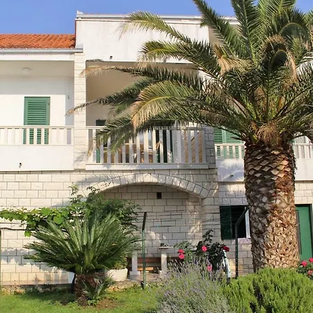 Apartment Razanj 4253b Rogoznica (Sibenik-Knin)